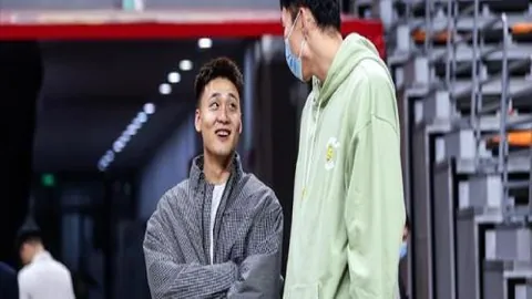 利拉德12年选秀第六顺位，揭秘前五巨星及其生涯轨迹