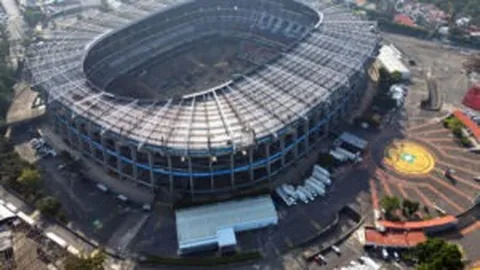 纽卡创纪录8-0大胜并列第二，曼联两次9-0辉煌登顶英超历史！