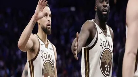 激情对决！火箭昨夜全胜势头强劲，近13战豪取12胜，激战快船不容错过！